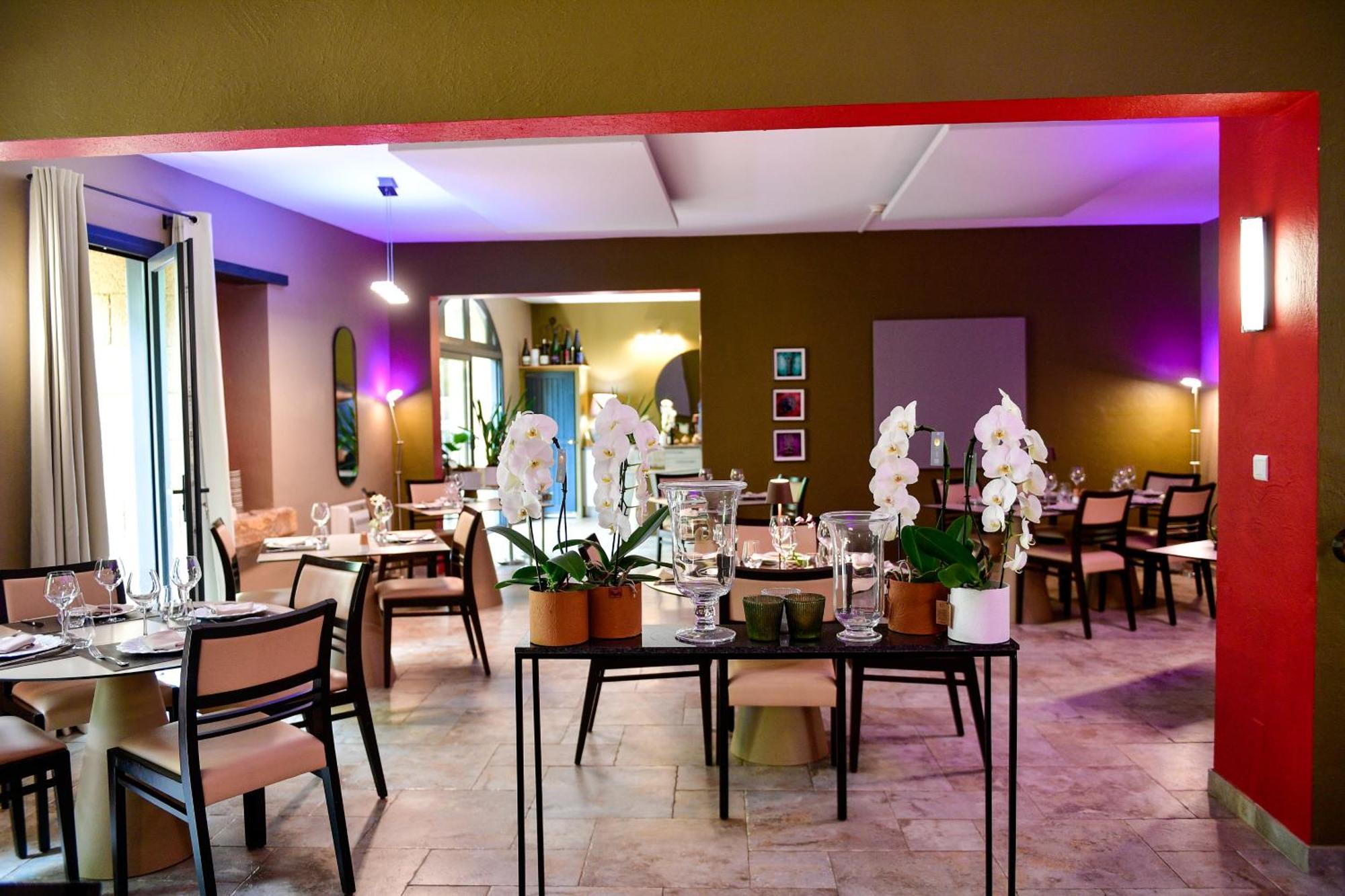 Le Mas Des Aigras - Hotel & Restaurant De Charme En Provence Orange (Vaucluse) Exterior photo